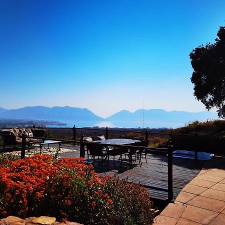 הארטביספורט La Montagne Guest Lodge מראה חיצוני תמונה