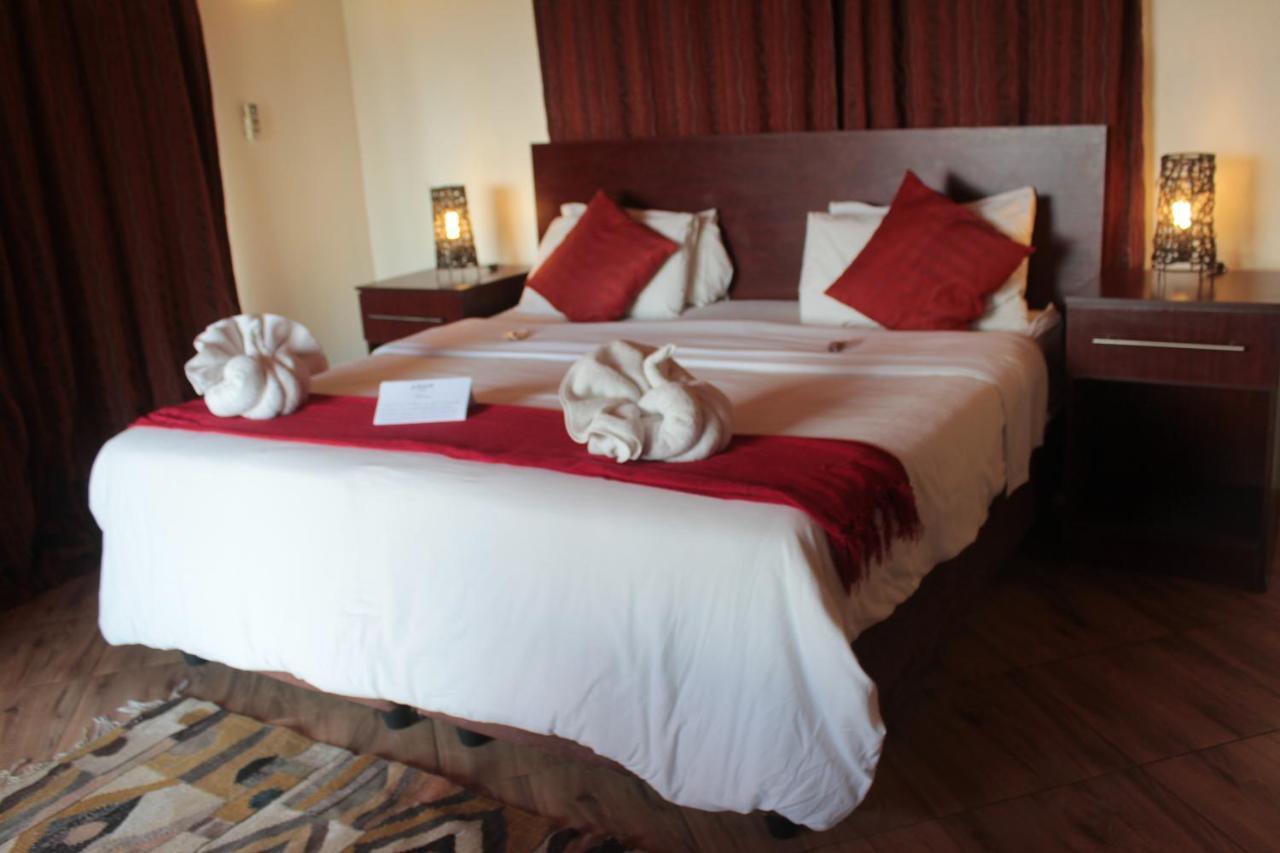 הארטביספורט La Montagne Guest Lodge מראה חיצוני תמונה