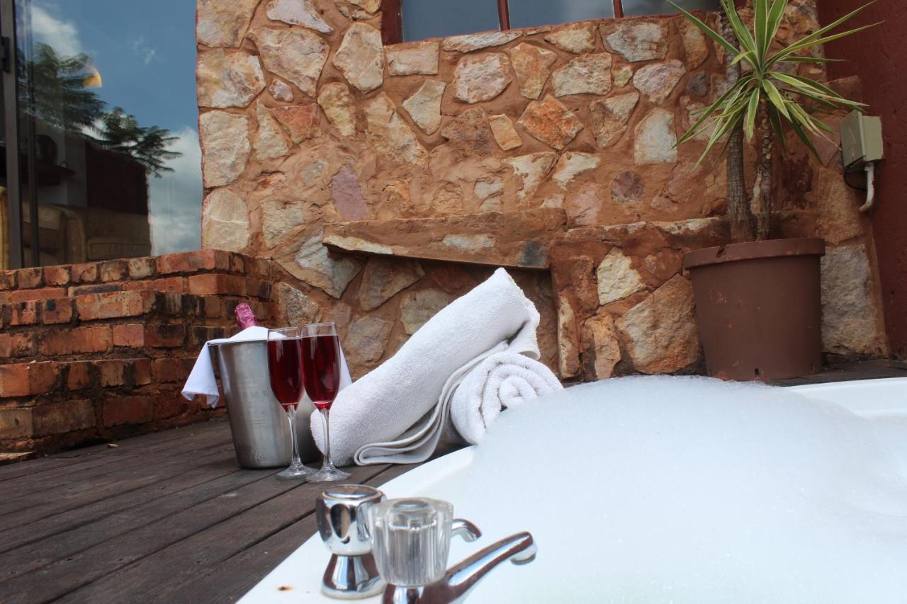 הארטביספורט La Montagne Guest Lodge מראה חיצוני תמונה