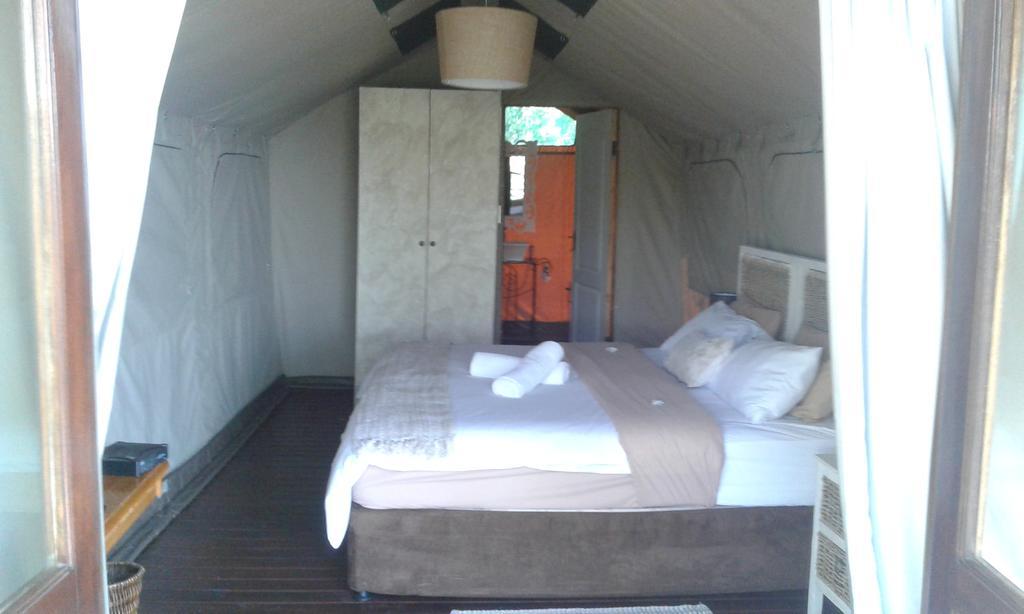 הארטביספורט La Montagne Guest Lodge מראה חיצוני תמונה