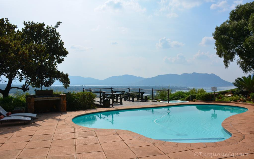 הארטביספורט La Montagne Guest Lodge מראה חיצוני תמונה