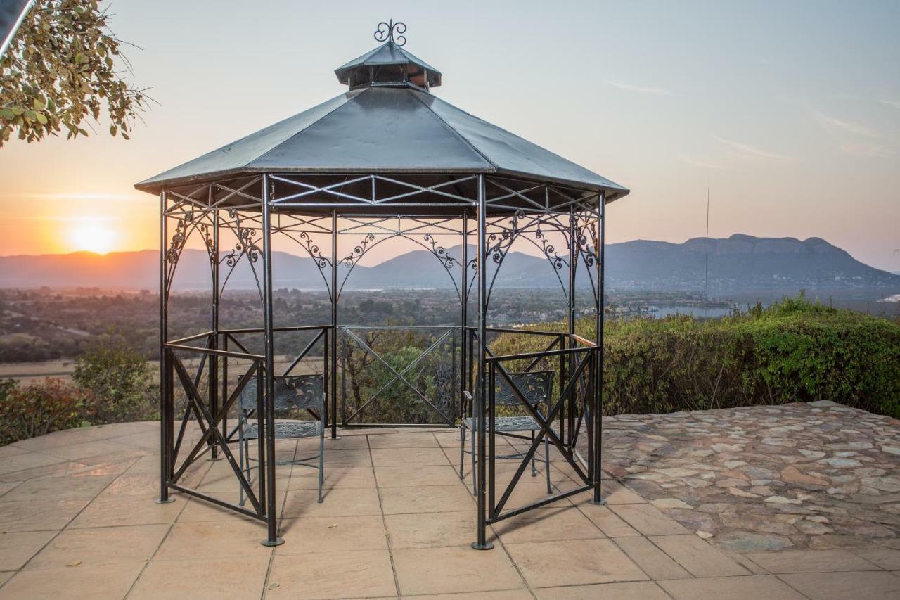 הארטביספורט La Montagne Guest Lodge מראה חיצוני תמונה