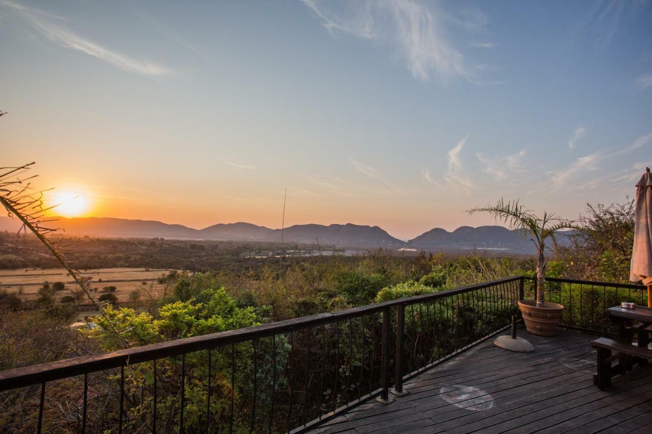 הארטביספורט La Montagne Guest Lodge מראה חיצוני תמונה